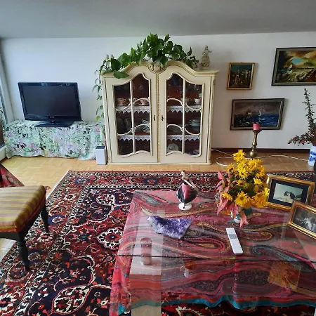 Zorab&b Homestay